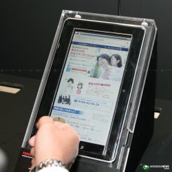 toshiba_prototype_tablet_3