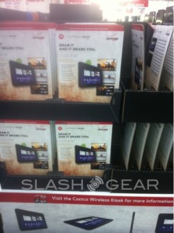 motorola_xoom_costco_003-374×500