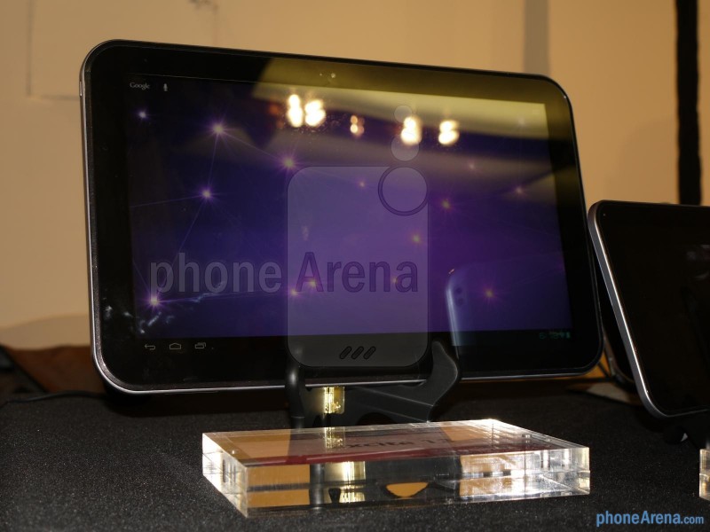 Toshiba Excite 13 Handson Shows Us the Biggest Android Tablet in