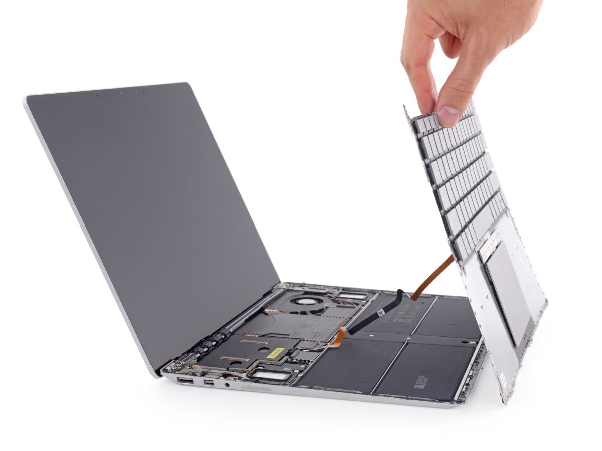 Surface Laptop iFixit teardown repairability (4) - Tablet News