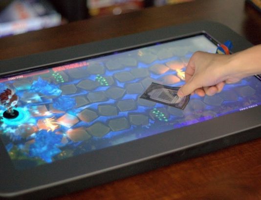PlayTable Tablet Relies on Blockchain Technology for Board Games