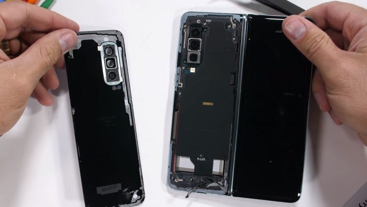 Samsung Galaxy Fold Gets a Teardown for the New Version; We Finally See ...