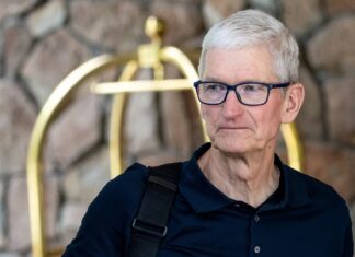 John Ternus Takes Apple’s Top Job as Tim Cook Moves to Executive Chair John Ternus Takes Apple’s Top Job as Tim Cook Moves to Executive Chair