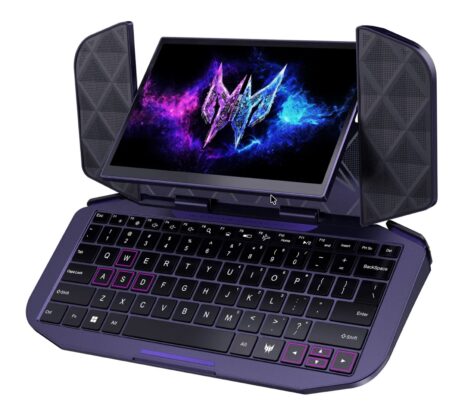 Acer Project DualPlay Mini concept shown in handheld mode.