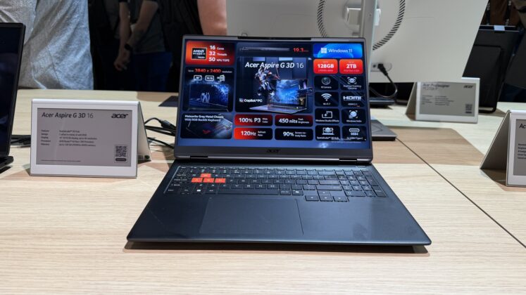 Acer&rsquo;s DualPlay Mini Concept Points to a More Flexible Gaming Handheld
