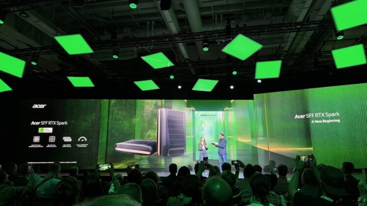 Acer&rsquo;s DualPlay Mini Concept Points to a More Flexible Gaming Handheld