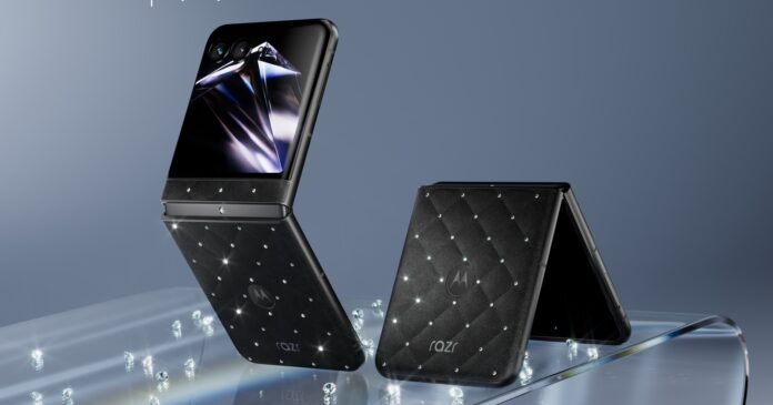 Motorola razr 70 with Crystals by Swarovski limited edition in PANTONE Meteorite.