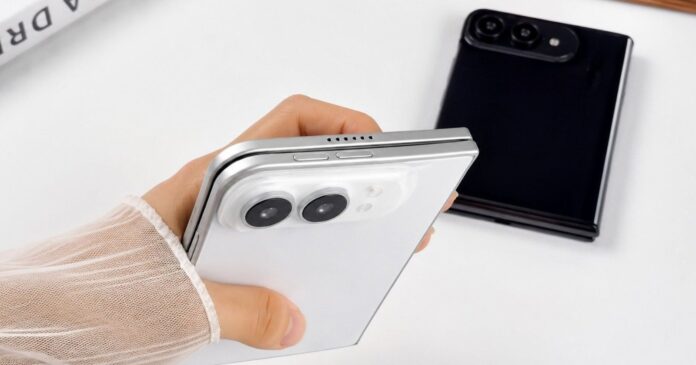 430270 Apple’s First Foldable iPhone Could Start Above a Maxed-Out iPhone 17 Pro Max
