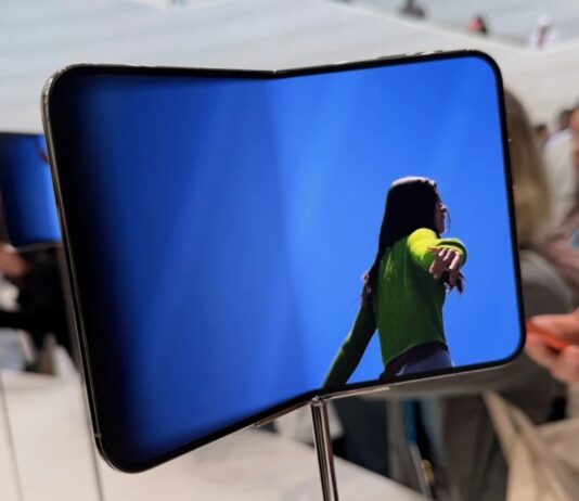 Apple’s iPhone Duo Fold Animation Shows Why Software Polish Still Matters