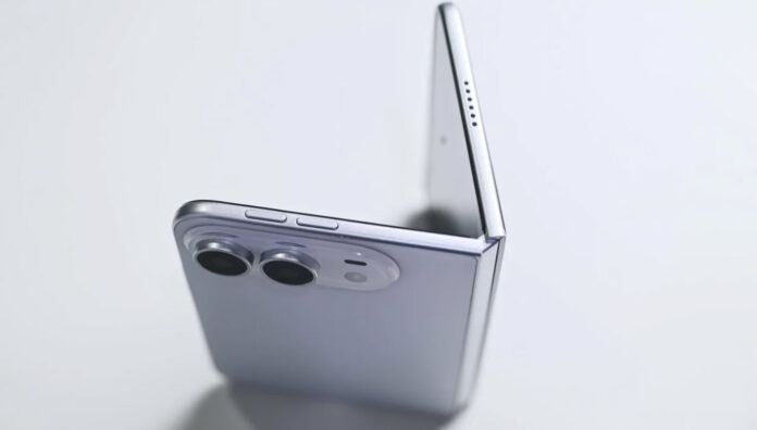 apple-iphone-duo-iphone-fold-cover-a96405-001 Apple’s Foldable iPhone Could Be Called iPhone Duo, Report Says