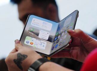 Apple’s iPhone Duo Could Push Android Foldables to Take Big Screens More Seriously