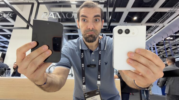 Closed Celly mockup showing the rumored foldable iPhone&rsquo;s thickness