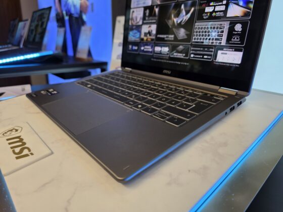 MSI Prestige 14 Flip AI+ in tablet-style configuration
