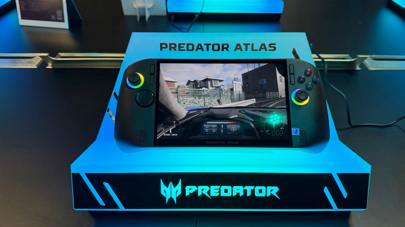 Acer’s DualPlay Mini Concept Points to a More Flexible Gaming Handheld