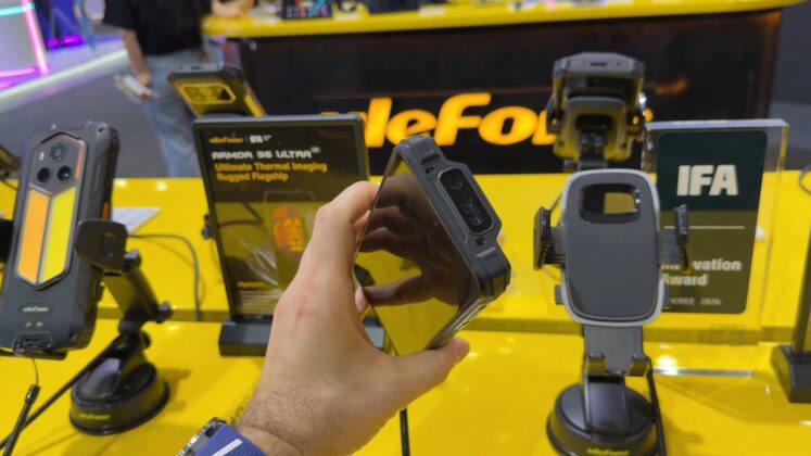 Ulefone&rsquo;s Armor Pad 5 Ultra Puts a 200-Lumen Projector in a 24,200mAh Rugged Tablet