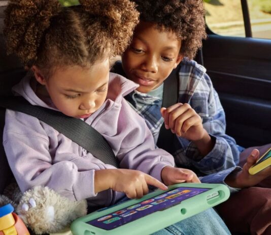 Amazon’s Kids Tablet 8 and 11 Add Android and Parent-Approved Google Play Access Amazon Kids Tablet models in protective child-focused cases