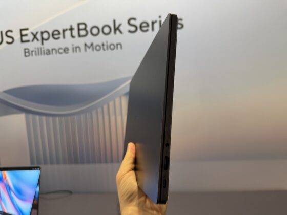 ASUS ExpertBook A7 Pairs a 10.3mm Design With a 3K OLED Screen and Business Security