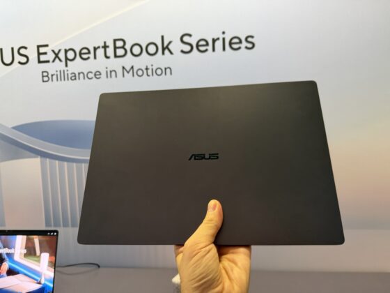 ASUS ExpertBook A7 Pairs a 10.3mm Design With a 3K OLED Screen and Business Security