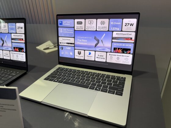 ASUS ExpertBook A7 Pairs a 10.3mm Design With a 3K OLED Screen and Business Security