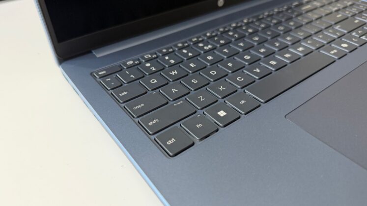 HP OmniBook 3 Review: A Large-Screen Work Laptop That Stays Manageable on the Move