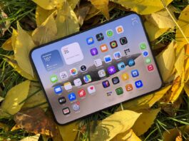 Apple Acknowledges iPhone Duo Inner-Display Issue, Says Affected Units Can Be Replaced