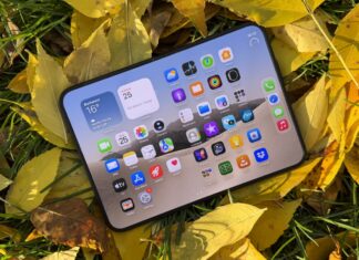 Apple Acknowledges iPhone Duo Inner-Display Issue, Says Affected Units Can Be Replaced